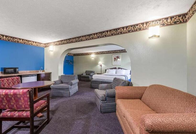 فندق Days Inn & Suites By Wyndham Youngstown / Girard Ohio