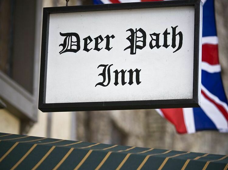 Отель Deer Path Inn