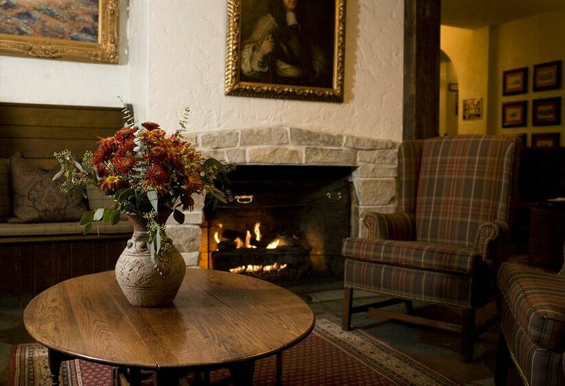 Отель Deer Path Inn