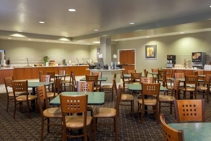 Desert Palms Hotel & Suites Anaheim Resort