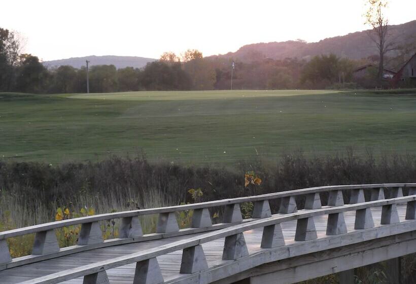 فندق Devil S Head Resort