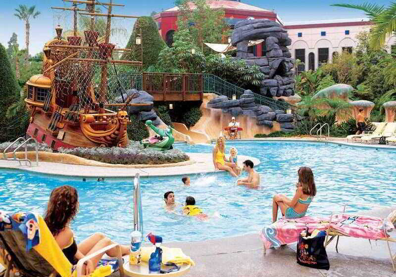 Отель Disneyland