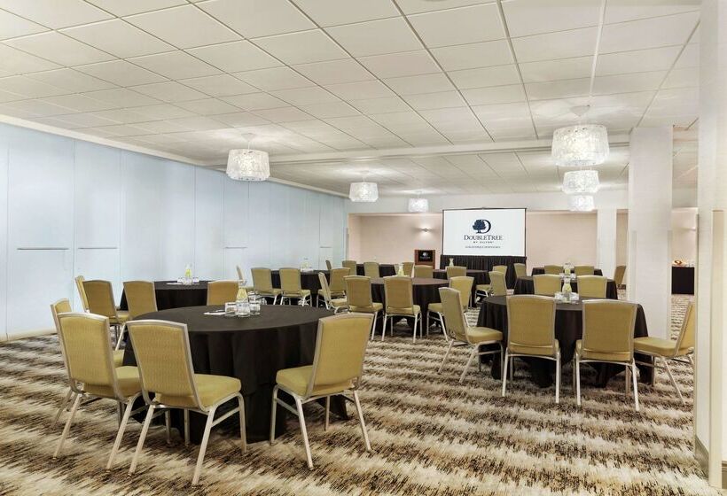 Doubletree By Hilton Hotel Albuquerque