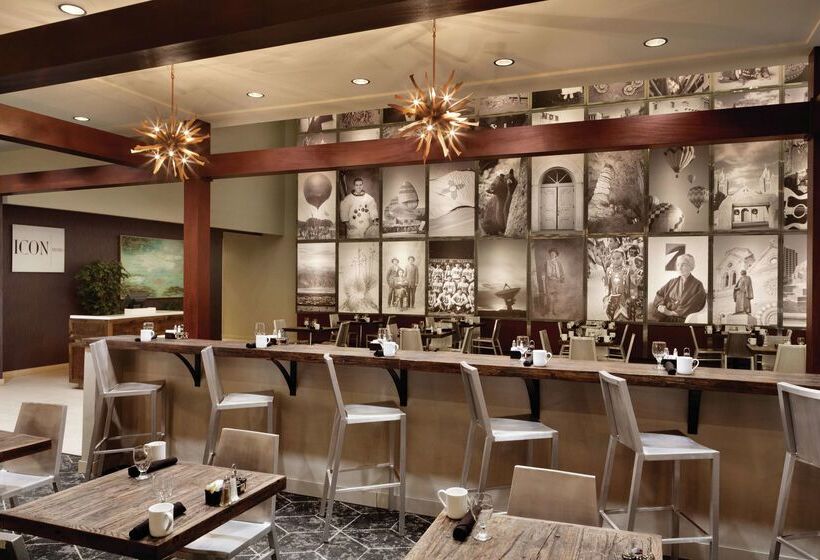 Doubletree By Hilton Hotel Albuquerque