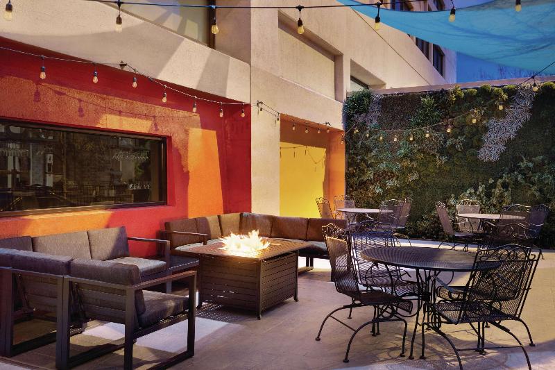 Doubletree By Hilton Hotel Albuquerque