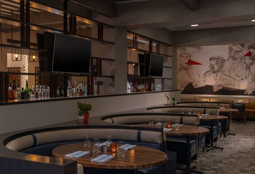 בית מלון כפרי Doubletree By Hilton Austin