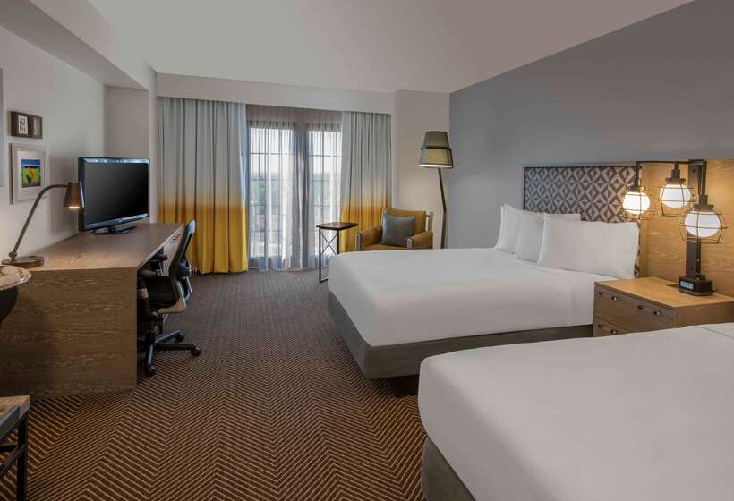 בית מלון כפרי Doubletree By Hilton Austin