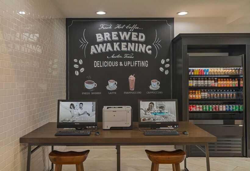 Отель Doubletree By Hilton Austin