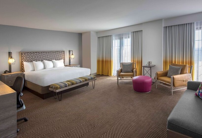בית מלון כפרי Doubletree By Hilton Austin