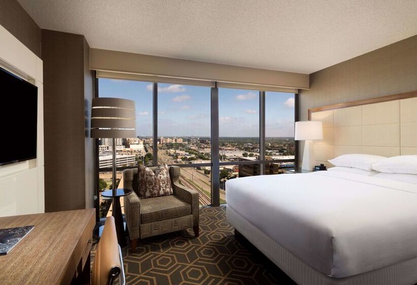 Отель Doubletree By Hilton Dallascampbell Centre