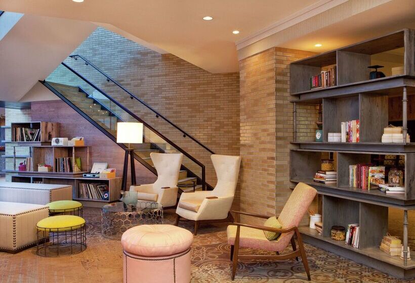 Doubletree By Hilton Hotel Nashville Downtown