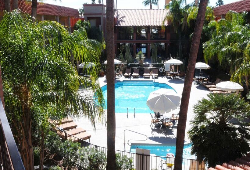 هتل Doubletree Suites By Hilton Tucson   Williams Center
