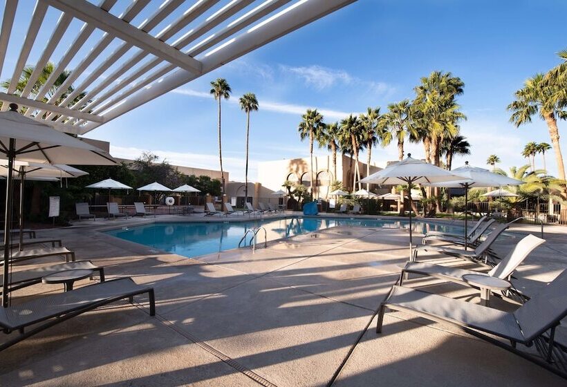 Отель Doubletree By Hilton Tucson  Reid Park
