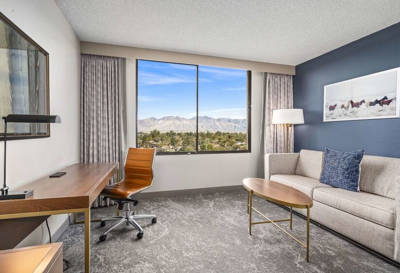 Отель Doubletree By Hilton Tucson  Reid Park