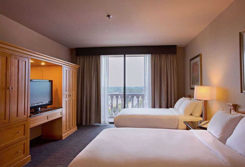 Doubletree Suites By Hilton Hotel Mcallen