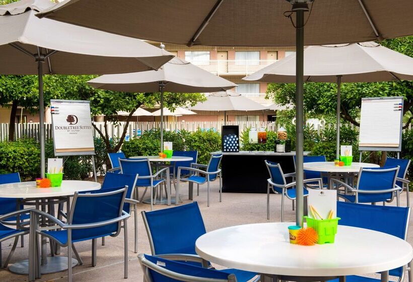 هتل Doubletree Suites By Hilton Phoenix