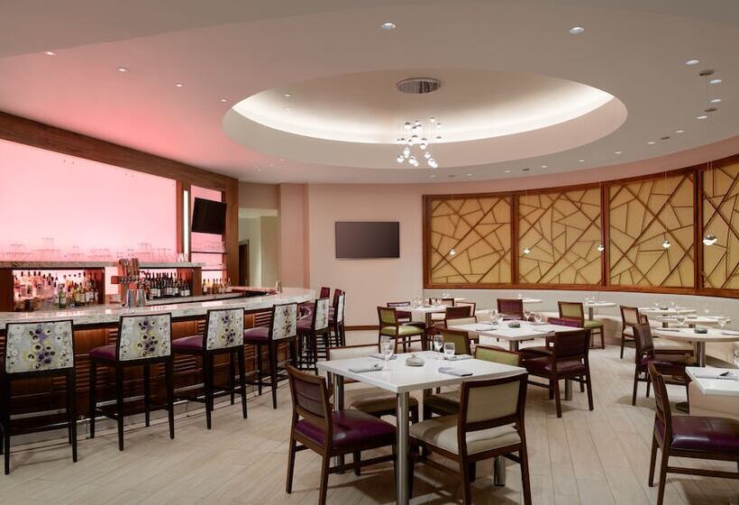 هتل Doubletree Suites By Hilton Phoenix