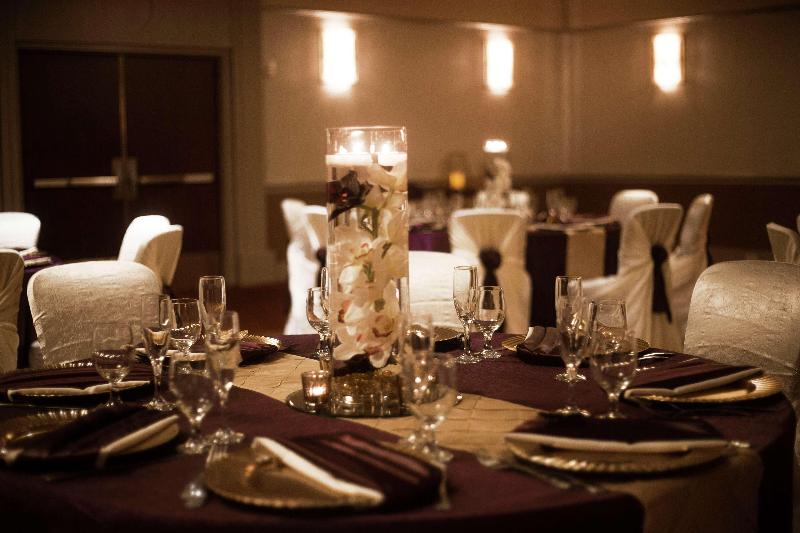 هتل Doubletree Suites By Hilton Phoenix