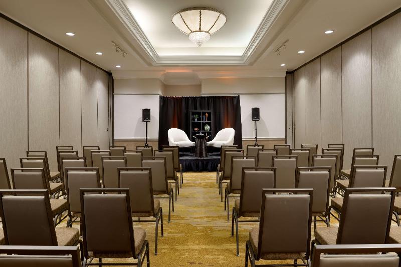 ホテル Doubletree Suites By Hilton Phoenix