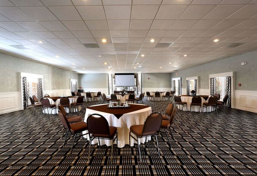 هتل Doubletree Suites By Hilton Tucson Airport