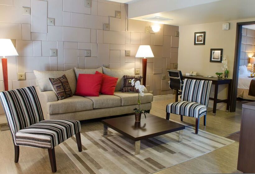 هتل Doubletree Suites By Hilton Tucson Airport