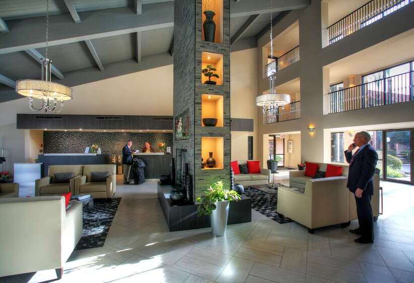 هتل Doubletree Suites By Hilton Tucson Airport