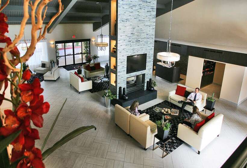 هتل Doubletree Suites By Hilton Tucson Airport