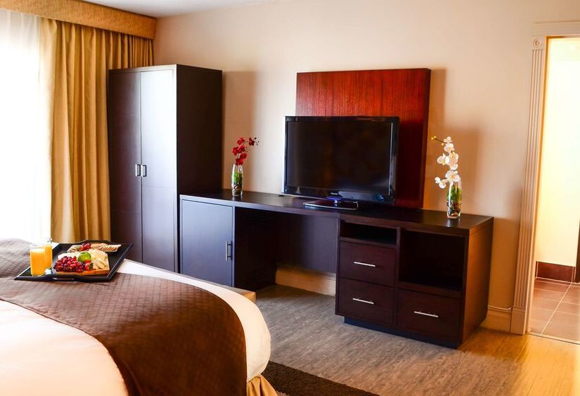 هتل Doubletree Suites By Hilton Tucson Airport