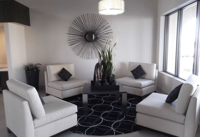 هتل Doubletree Suites By Hilton Tucson Airport