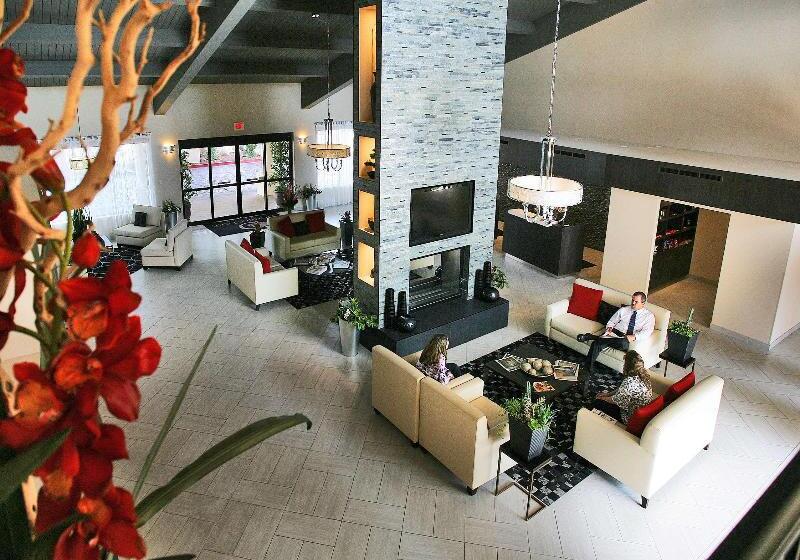 هتل Doubletree Suites By Hilton Tucson Airport