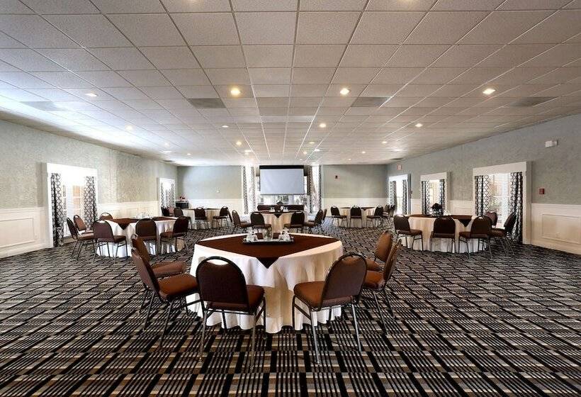 هتل Doubletree Suites By Hilton Tucson Airport