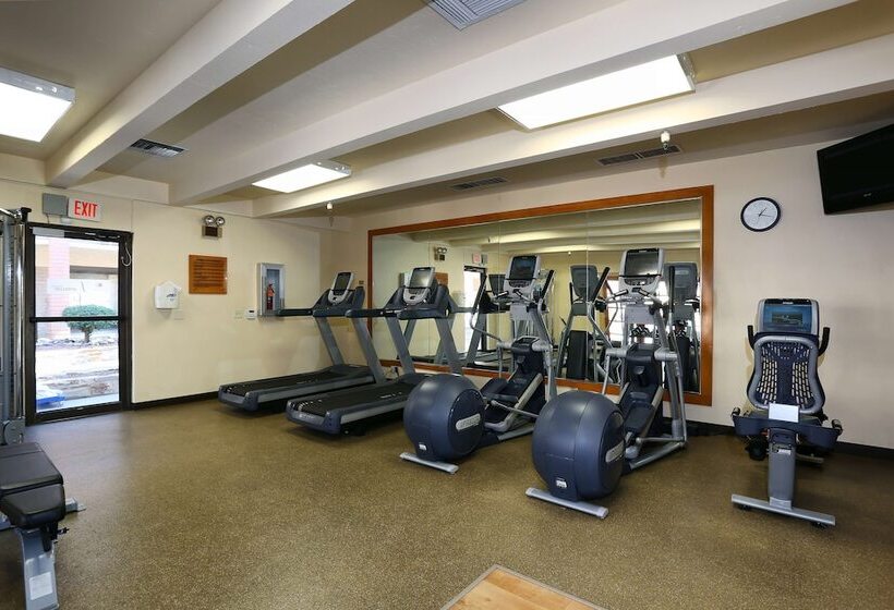 هتل Doubletree Suites By Hilton Tucson Airport