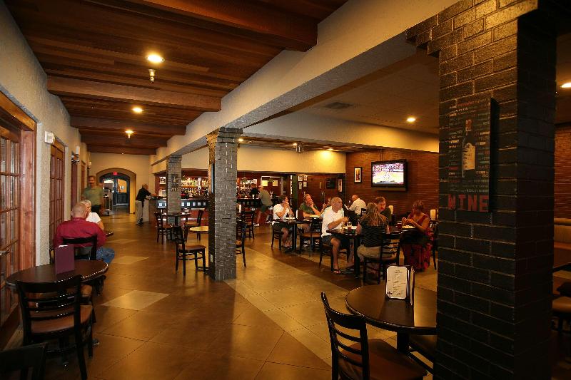 בית מלון כפרי Doubletree Suites By Hilton Tucson Airport