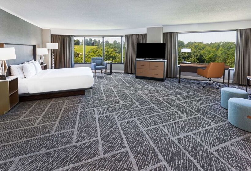 فندق Doubletree By Hilton Tulsa   Warren Place