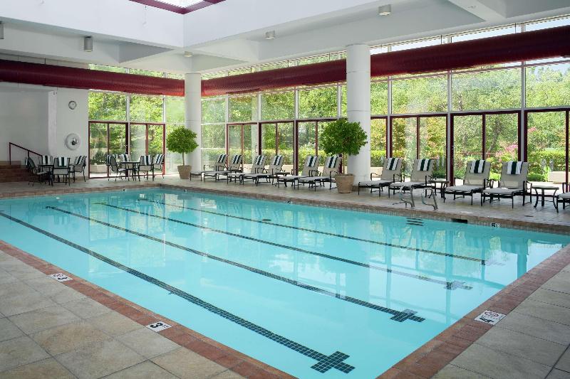 فندق Doubletree By Hilton Tulsa   Warren Place
