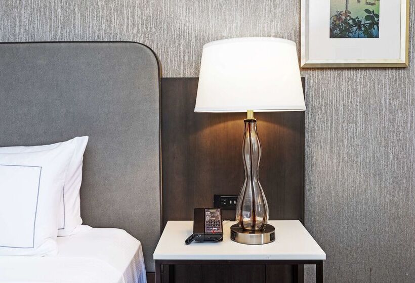 فندق Doubletree By Hilton Tulsa Downtown