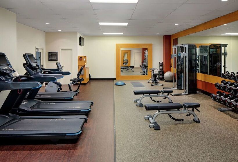 فندق Doubletree By Hilton Tulsa Downtown