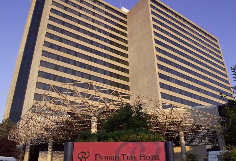 فندق Doubletree By Hilton Tulsa Downtown