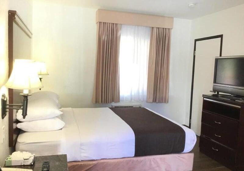 בית מלון כפרי Downtown San Diego Lodge