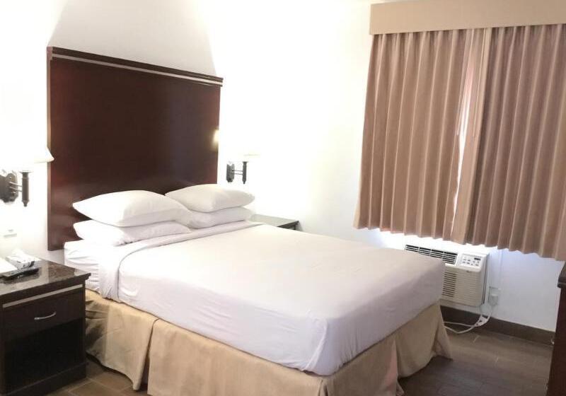 בית מלון כפרי Downtown San Diego Lodge