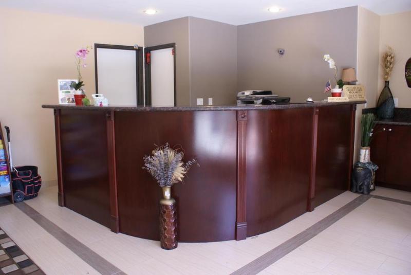 בית מלון כפרי Downtown San Diego Lodge