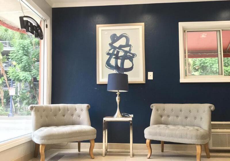 בית מלון כפרי Downtown San Diego Lodge