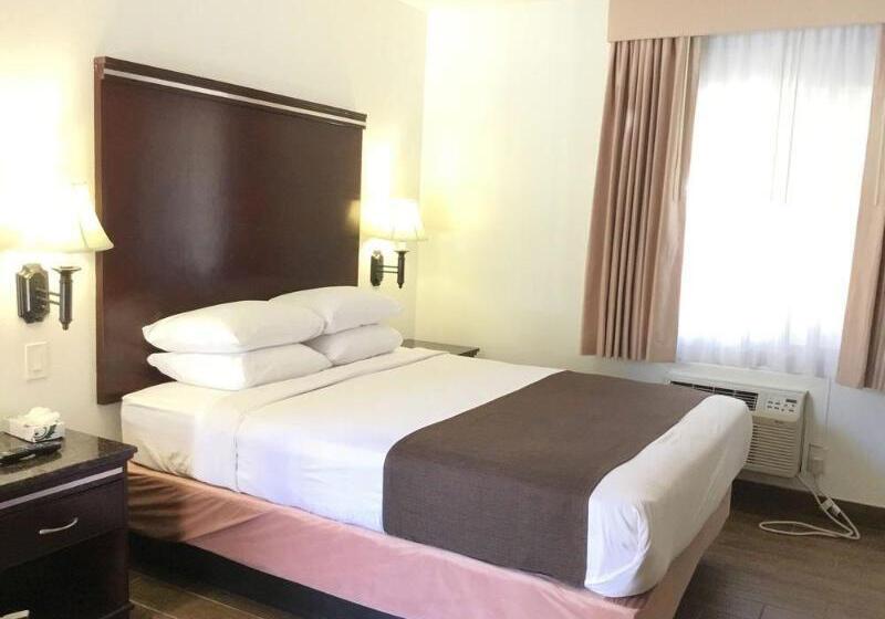 בית מלון כפרי Downtown San Diego Lodge