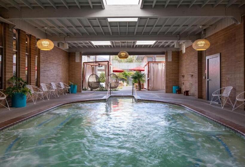 Dr Wilkinsons Backyard Resort And Mineral Springs A Member Of Design Hotels