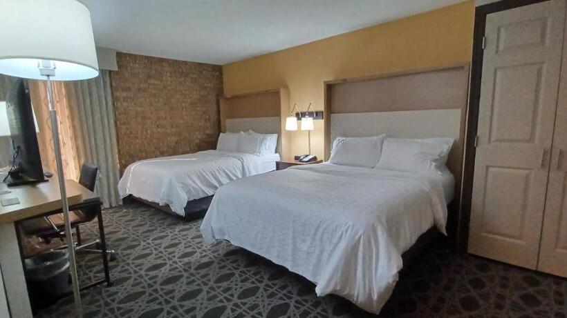 בית מלון כפרי Holiday Inn   Mcallen   Medical Center Area, An Ihg