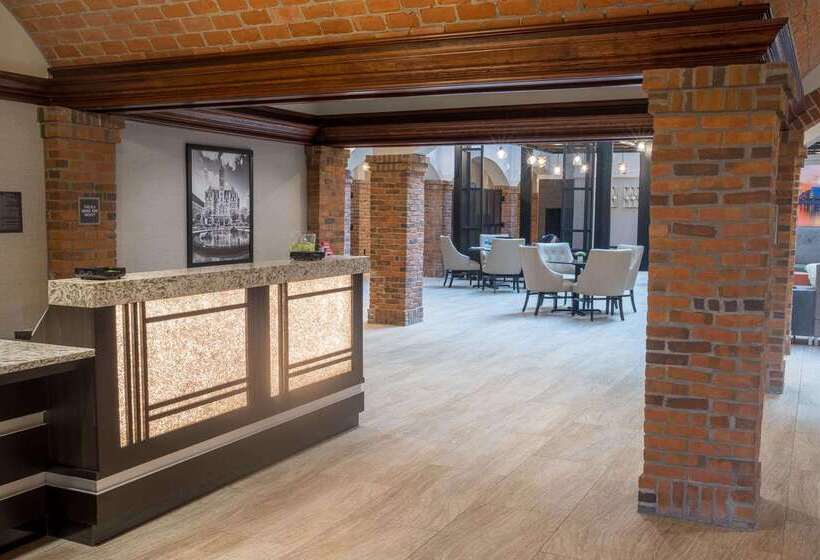 Drury Plaza Hotel St. Paul Downtown