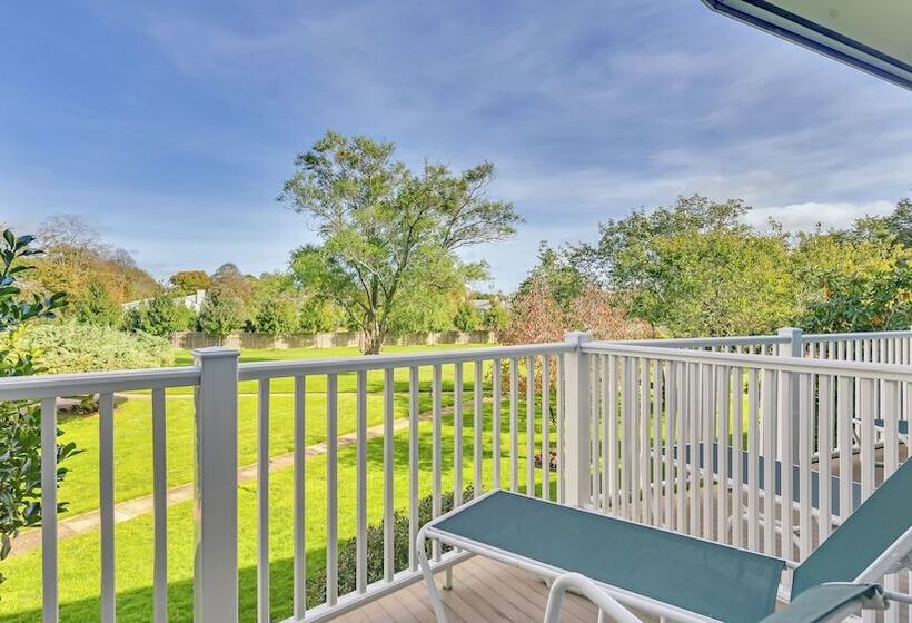 فندق East Hampton House Resort