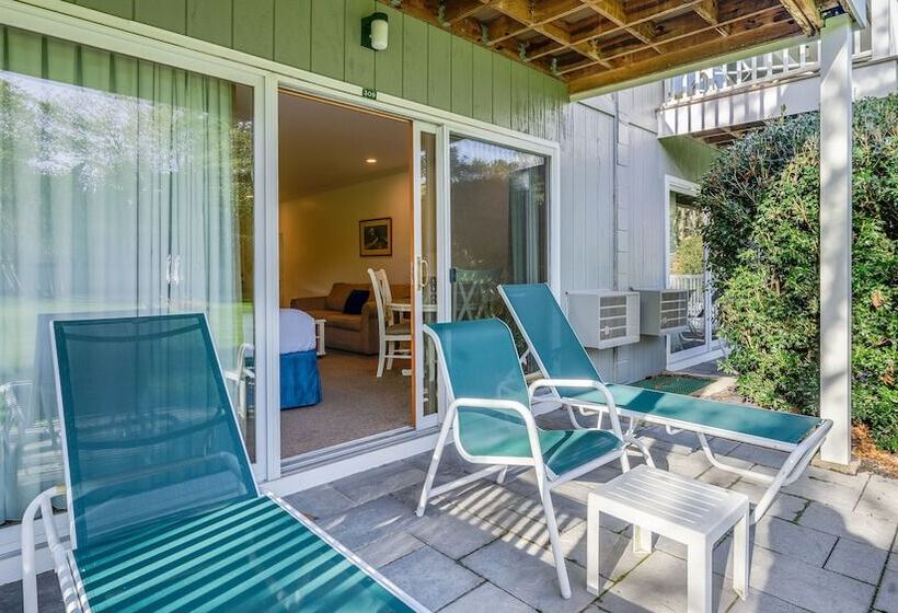 فندق East Hampton House Resort