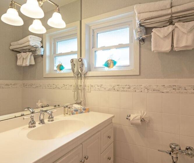 فندق East Hampton House Resort