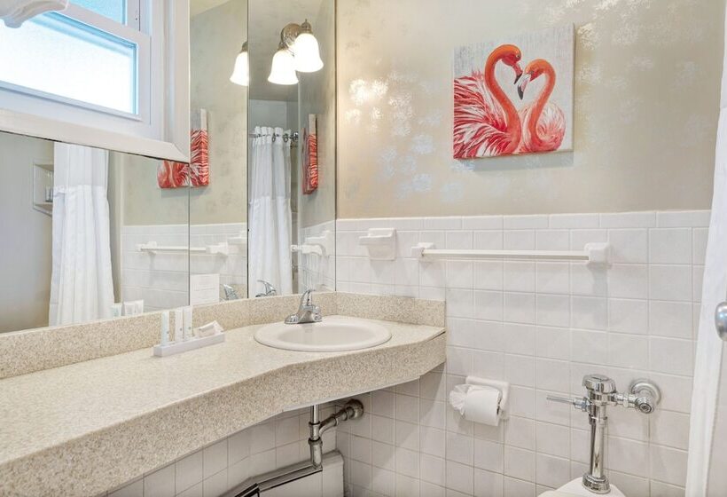 فندق East Hampton House Resort